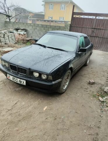 машина журбойт: BMW 525: 1992 г., 2.5 л, Механика, Бензин, Седан