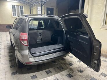 Toyota: Toyota RAV4: 2009 г., 2.5 л, Автомат, Бензиновая, Кроссовер — 8