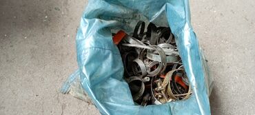 Другие товары для дома и сада: Продаю! щеколды СССР насос для сада, хомуты Европа (3кг) — 7