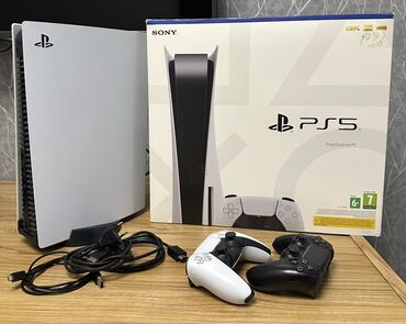 Mercedes-Benz: Playstation 5 FAT 1 TERABAYT. İki ədəd joystick (gamepad) ilə