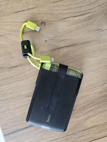 повербанк на айфон: Продам powerbank Хватает на 2 зарядка Присоединитель на Type-C не