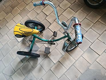 Детские велосипеды: Детский велосипед советского образца, небольшого размера. Основные — 6