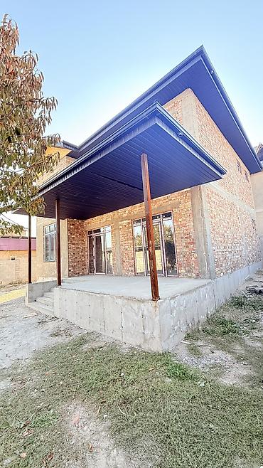 дом дом продаю арчабешик: 6 комнат и более, 180 м², 4 соток, Бишкек, Арча-Бешик ж/м Собственник — 5