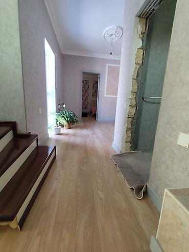 əmlak: Mehdiabad qaz idarəsinin yanında ev satılır.torpaq tikinti təyinatlı — 8