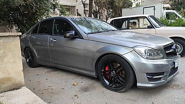 Mercedes-Benz: Mercedes-Benz C 350: 3.5 l | 2012 il Sedan — 10