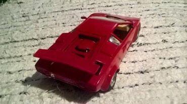 Figurice i makete: Lamborghini Chountach 1988 1 prema 24 Burago — 8
