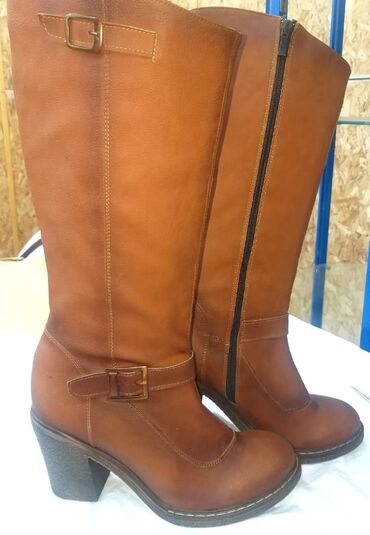 Другая женская обувь: ПРОДАЮ!!! Женскую обувь оптом.Общее количество где-то 100+- пар новых — 12