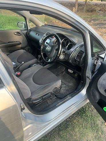 авто сиденья бу бишкек: Honda Fit: 2003 г., 1.3 л, Автомат, Бензин, Хетчбек — 7