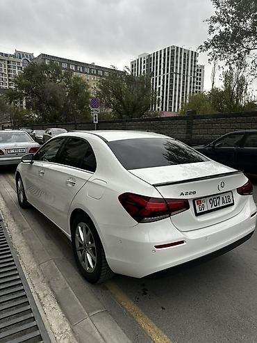 Продажа авто: Mercedes-Benz A-Class: 2019 г., 2 л, Автомат, Бензин, Седан — 5