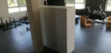 Stolovi: -Pult se izradjuje se od Univera u beloj boji debljina ploce je — 3