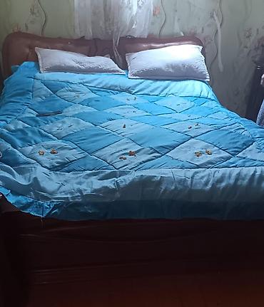 taxt carpayı: İkili yataq dəsti matras ve taxt birlikde 60 man təcili satılır - — 3