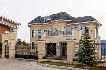 места аренда коммерческой недвижимости: Сниму особняк под офис | 10+ кабинетов | Долгосрочно Сниму особняк на