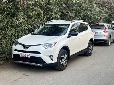 Toyota: Toyota RAV4: 2018 г., 2.5 л, Автомат, Бензин, Кроссовер