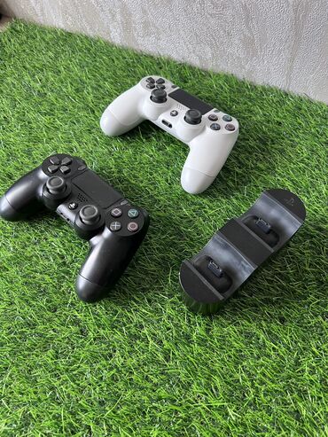 Геймпады (Джойстики): DualShock play station 4(slim fat pro) Белый и док-станция пришли