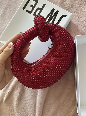новруз хонча: “Jw pei” chanta 180$ a alinib. 1 defe istifade olunub. 100 azne — 2