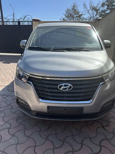 Hyundai: Hyundai H-1 (Grand Starex): 2019 г., 2.5 л, Автомат, Дизель, Минивэн