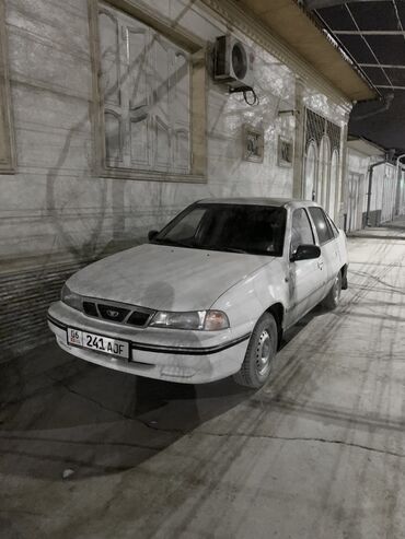 Daewoo: Daewoo Nexia: 2004 г., 1.5 л, Механика, Бензин, Седан