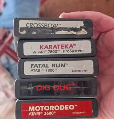 700 din komad. 
Atari