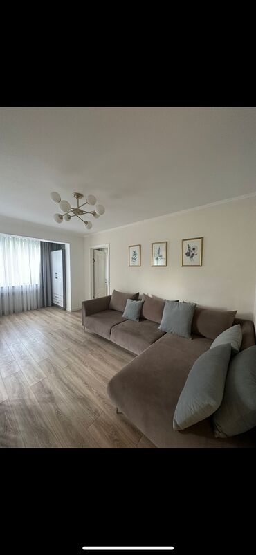 2 комнатные квартиры в бишкеке продажа мкр тунгуч: 2 бөлмө, 47 кв. м, 105-серия, 3 кабат, Евроремонт