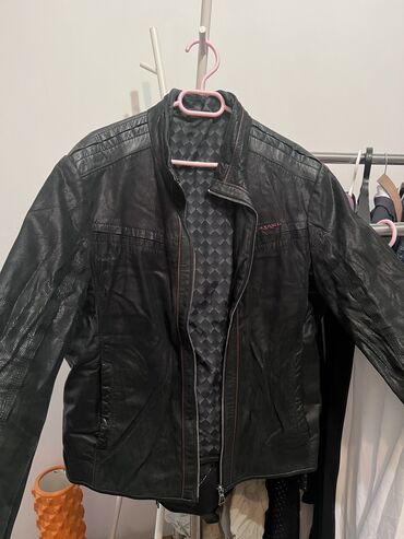 розовый куртка: Кожаная куртка, Натуральная кожа, M (EU 38), L (EU 40), XL (EU 42)