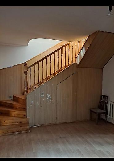 Долгосрочная аренда домов: 250 м², 6 комнат, Парковка, Амбарная, Забор, огорожен — 6