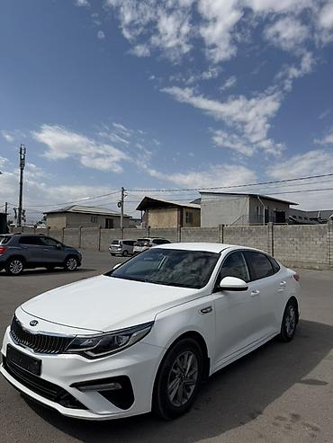 Продажа авто: Kia K5: 2020 г., 2 л, Автомат, Газ, Седан — 2