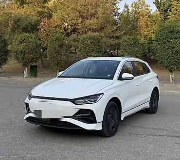 byd up: BYD E2: 2025 г., Электромобиль, Кроссовер — 1