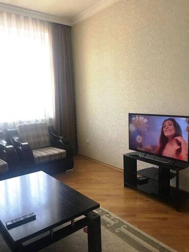 Uzunmüddətli kirayə mənzillər: Nəsimi rayonu Türk Səfirliyinə yaxın 18 mərtəbəli binanın 13-cü — 2