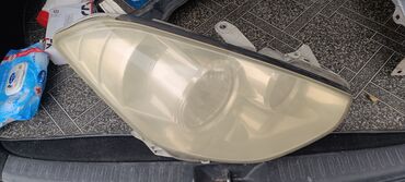 corolla runx: Алдыңкы оң фара Toyota 2004 г., Колдонулган