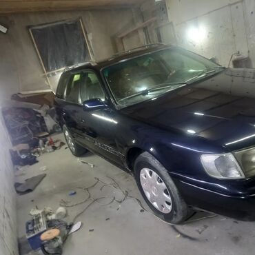 запчасть на мерс 814: Audi S4: 1993 г., 2.6 л, Механика, Бензин, Универсал