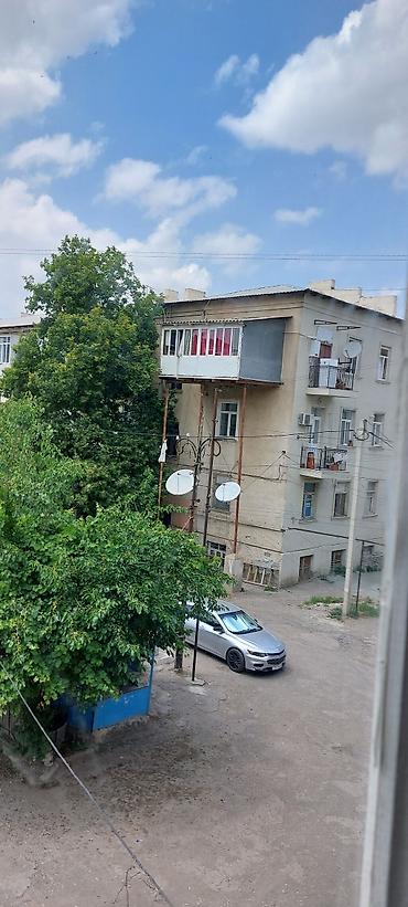 bine evləri: Gəncə Şəhəri Xan Bağı Türmənin yanında Bina Evi 4/3 kirayə verilir — 1