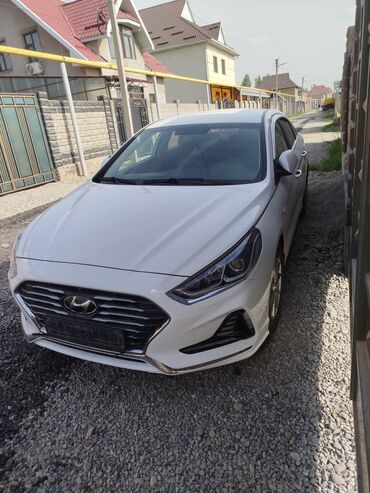 Hyundai: Hyundai Sonata: 2018 г., 2 л, Автомат, Газ, Седан
