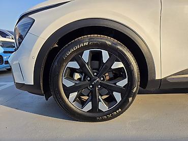 smart plus: Kia Sportage: 2022 г., Кроссовер — 9