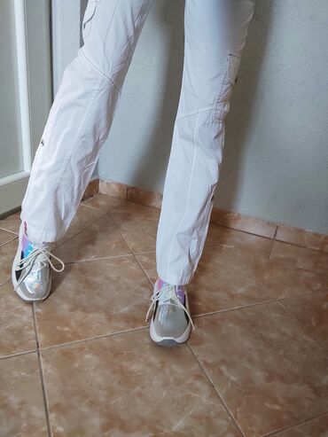 Pantalone: S (EU 36), Normalan struk, Ravne nogavice — 4
