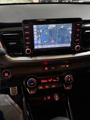 Kia: Kia Stonic: 2018 г., 1.4 л, Автомат, Бензин, Хэтчбэк — 6