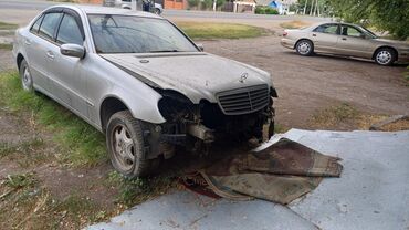 выкуп авто под такси без первоначального взноса: Mercedes-Benz E-Class: 2004 г., 3.2 л, Типтроник, Дизель, Седан
