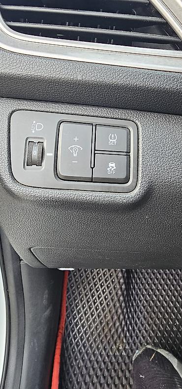 Другие детали салона: Hyundai Solaris — интерьер и оснащение - Салон: тканевая обивка — 1