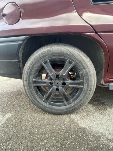 Opel: Opel Astra F sedan - Kuzov: 4 qapılı sedan, tünd qırmızı rəng - — 7