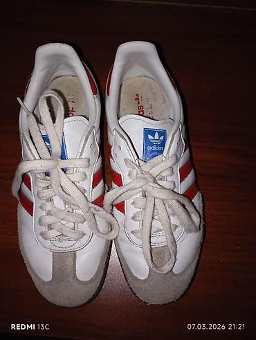 samba ayaqqabı: Məhsul: Adidas Originals Samba OG ayaqqabıları Xüsusiyyətlər: - — 2