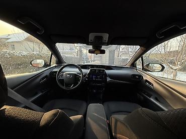 Toyota: Toyota Prius: 2019 г., 1.8 л, Автомат, Гибрид, Хэтчбэк — 12