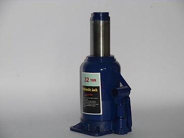 Dizalice: Hidraulični dizalica “boca” – nosivost 32 tone - Tip: hidraulični — 3