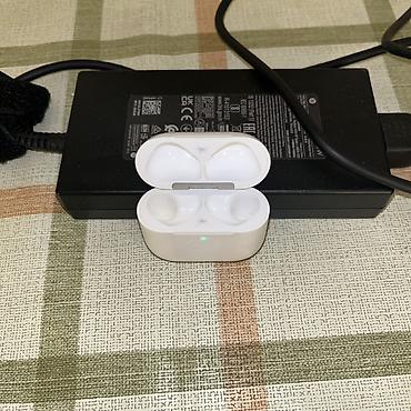 hoco e96a: Беспроводные наушники-вкладыши, Apple, AirPods 4, Б/у — 4
