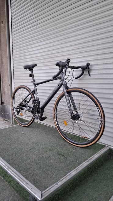 Шоссейные велосипеды: Шоссейники на выбор Мы находимся рядом с мкр.Аламедин1, по Жибек — 17