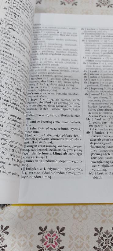 Lüğətlər: Almanca–Azərbaycan­ca Lüğət (İkinci nəşr) - Lüğətə təxminən 40 000 — 2