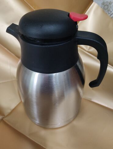 термос походный: Термос сервировочный металлический для чая и кофе. Фирмы Toro. Объем