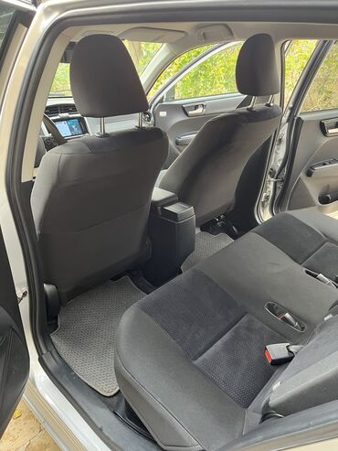 Toyota: Toyota Corolla: 1.5 l | 2019 il Universal — 19