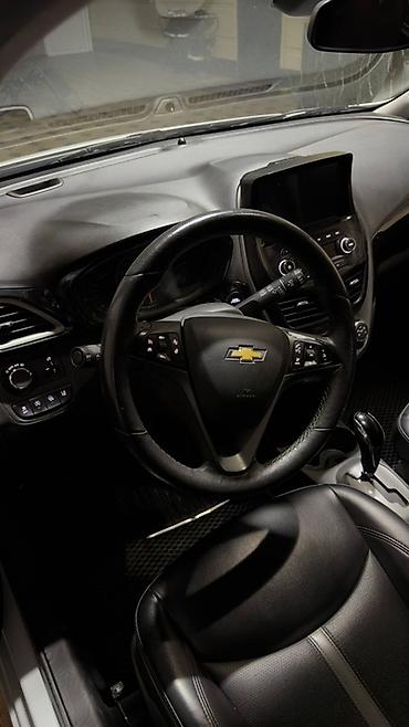 spark premier: Chevrolet Spark: 2018 г., Автомат, Хэтчбэк — 4