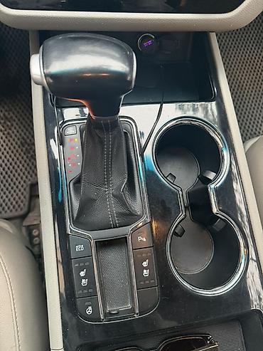 sprinter 4 4: Kia Carnival: 2018 г., 2.2 л, Автомат, Дизель, Минивэн — 10