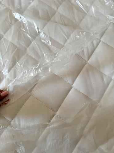 Təzə Matras satılır qiyməti 75 manat ölçü uzunu 1.75 sm eni 1.55 sm