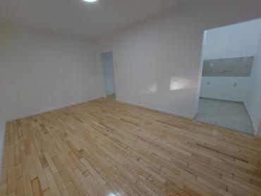 Prodaja stanova: Prodajem dvoiposoban stan 51m2. Stan se sastoji se od dnevnog boravka — 2